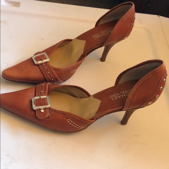NWOT CUTE MICHAEL KORS HEELS SZ 6 - Picture 6 of 9